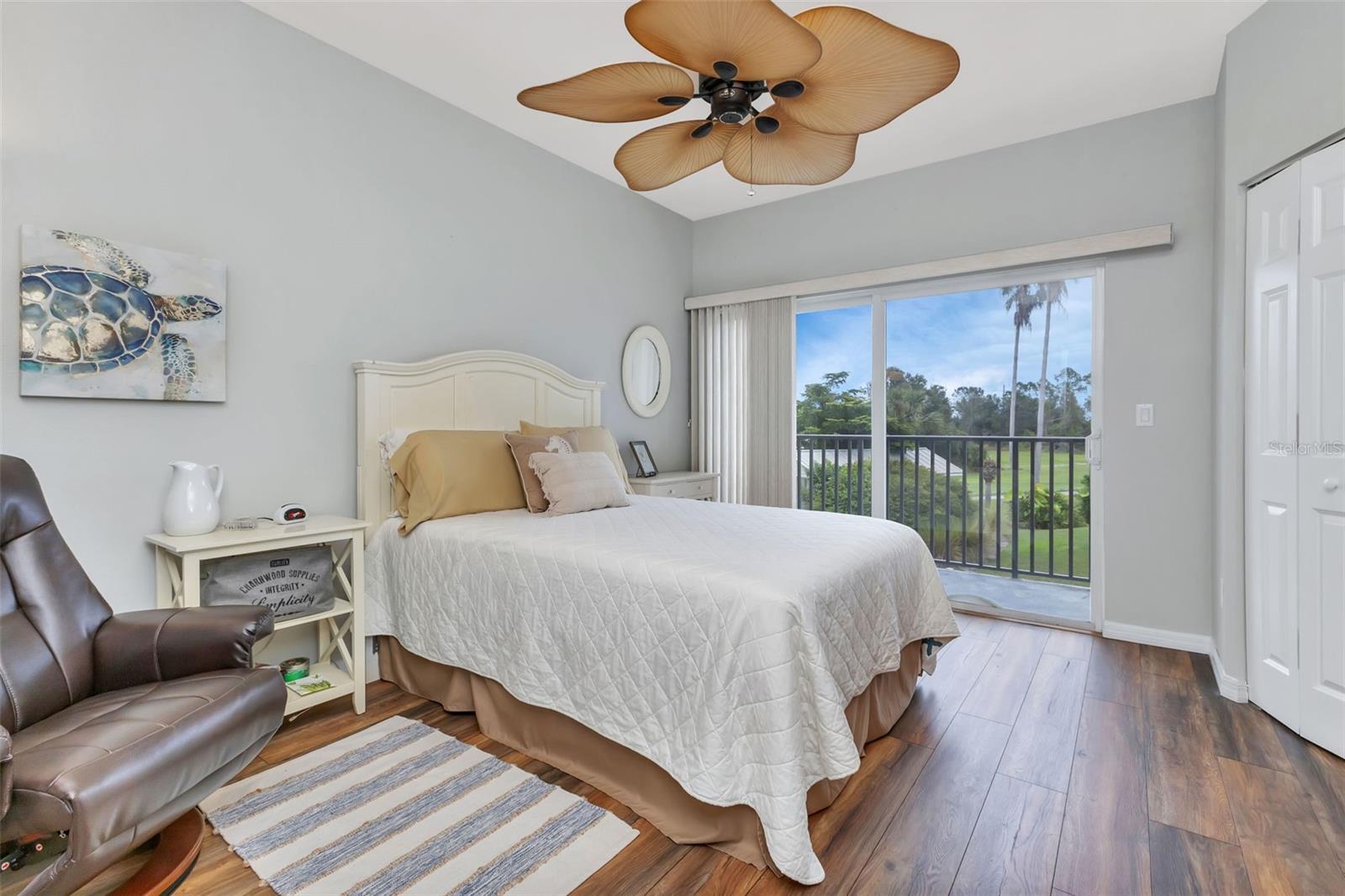 1186 RIO DE JANEIRO AVE #104