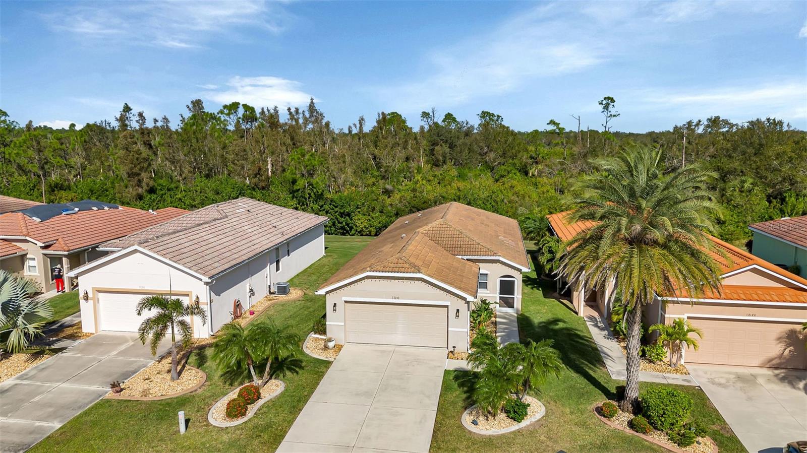 13190 SW PEMBROKE CIR N