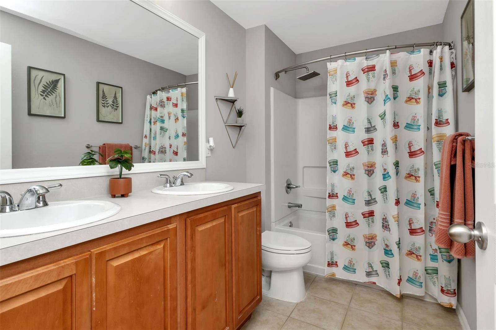 13190 SW PEMBROKE CIR N