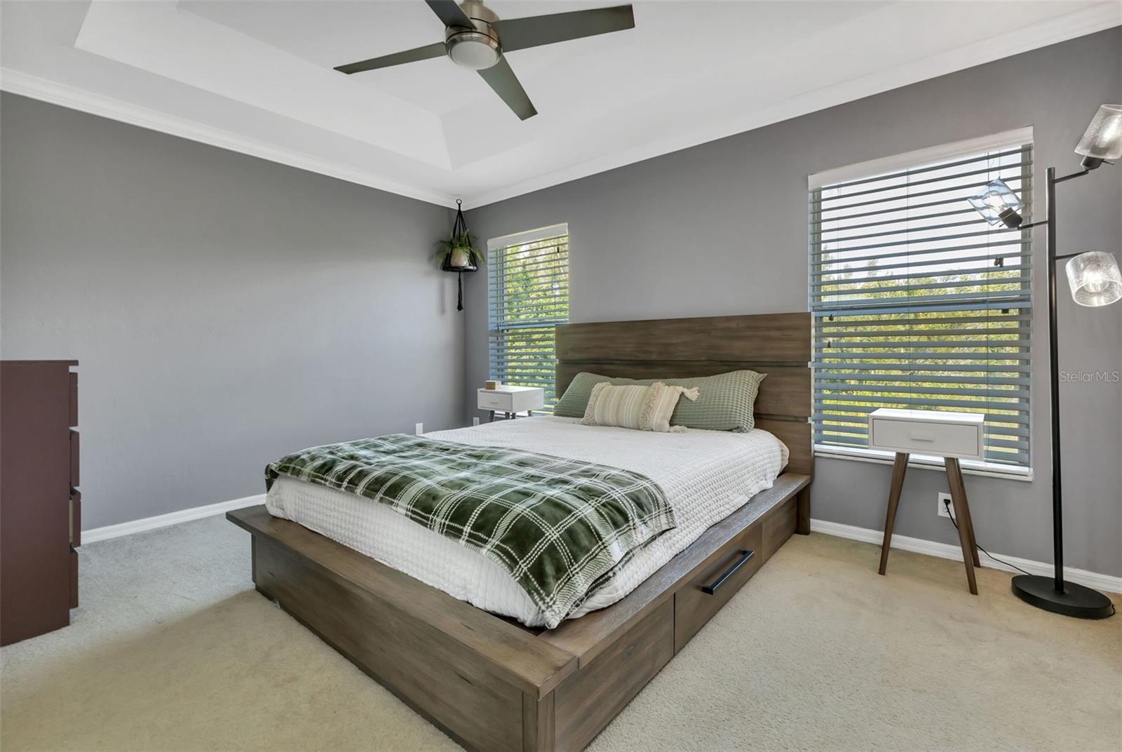 13190 SW PEMBROKE CIR N