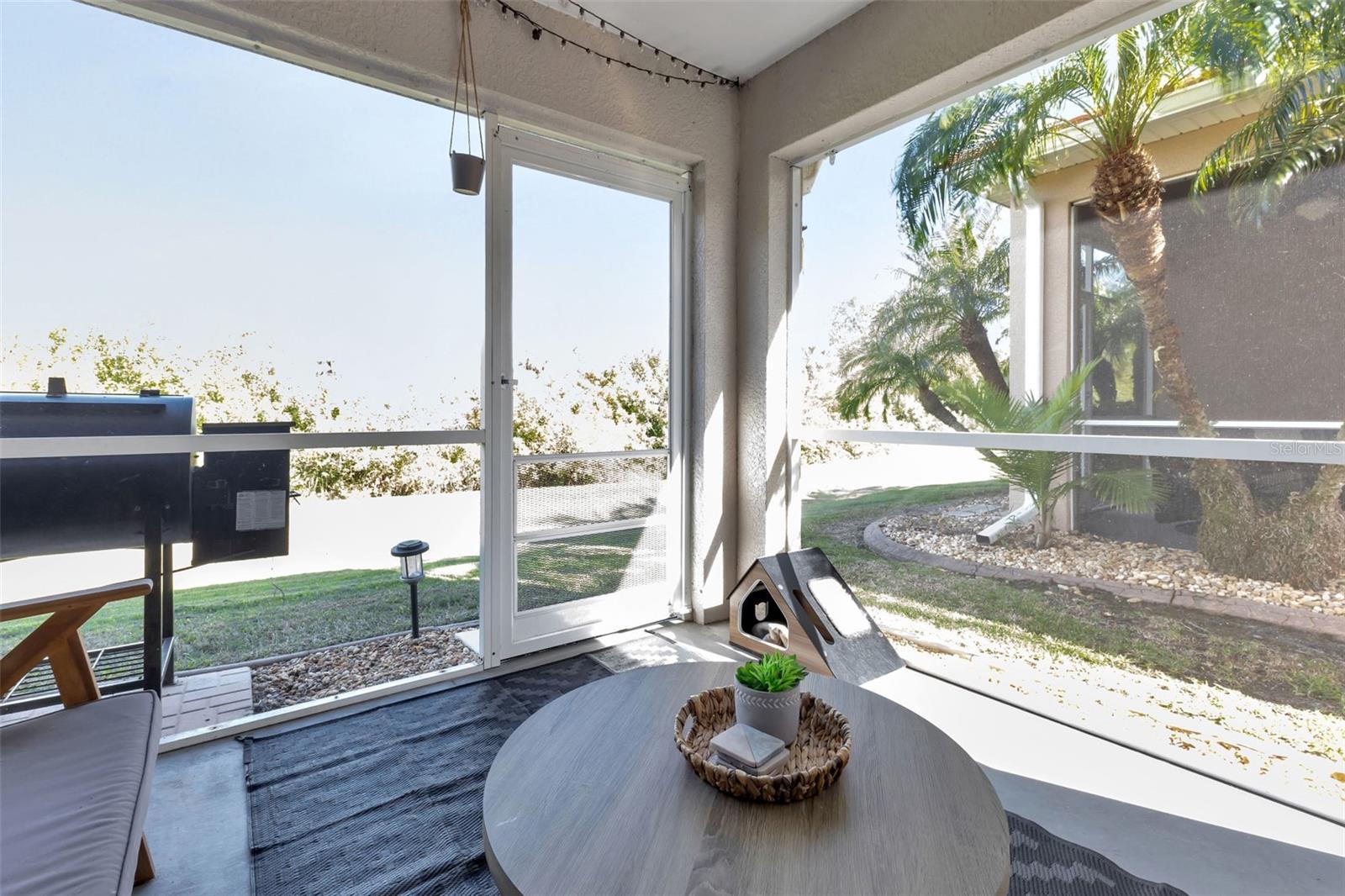 13190 SW PEMBROKE CIR N