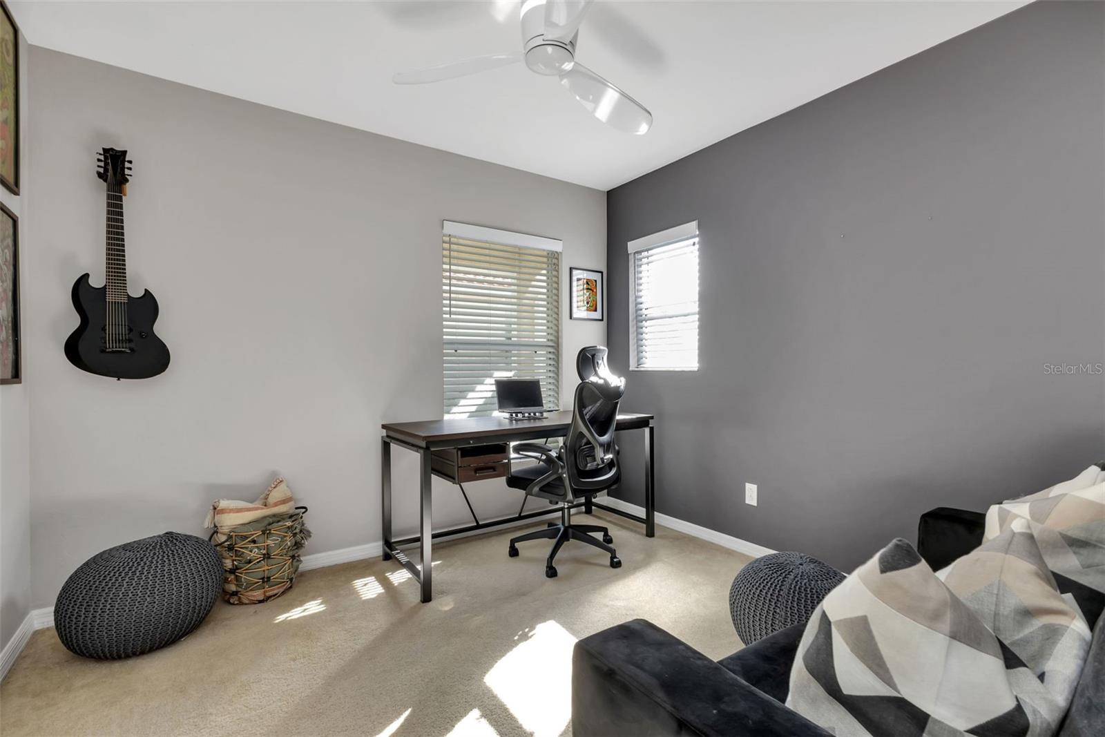 13190 SW PEMBROKE CIR N