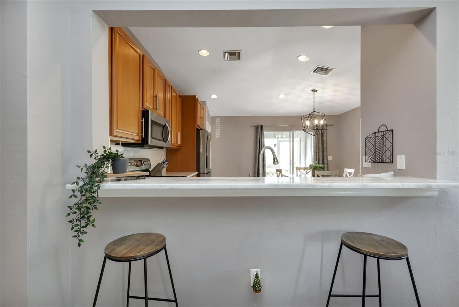 13190 SW PEMBROKE CIR N