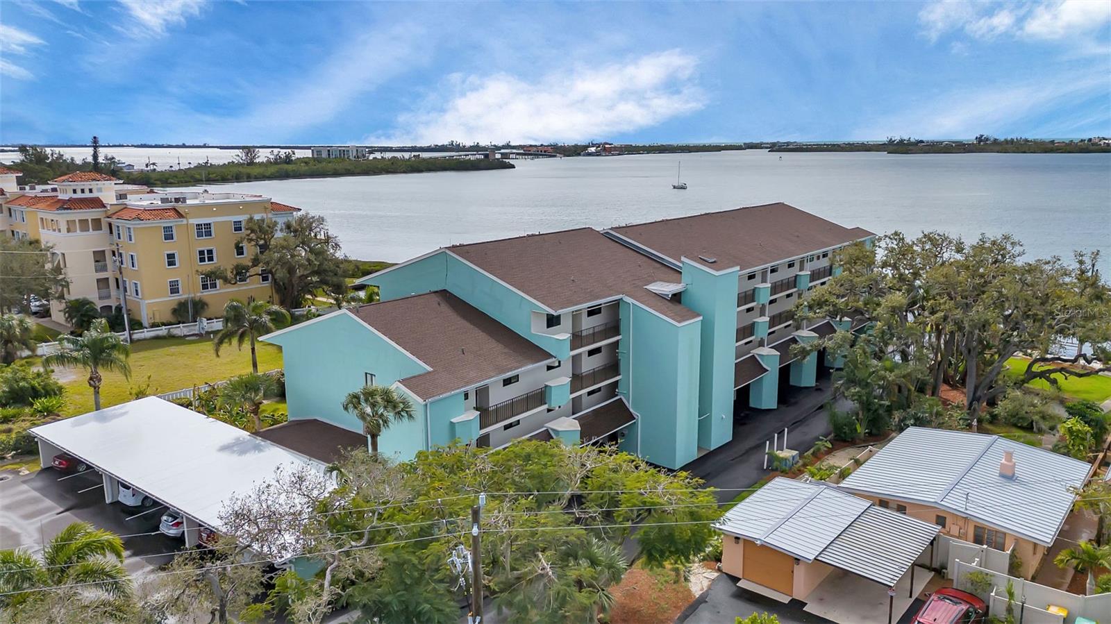 53 W BAY HEIGHTS AVE #307