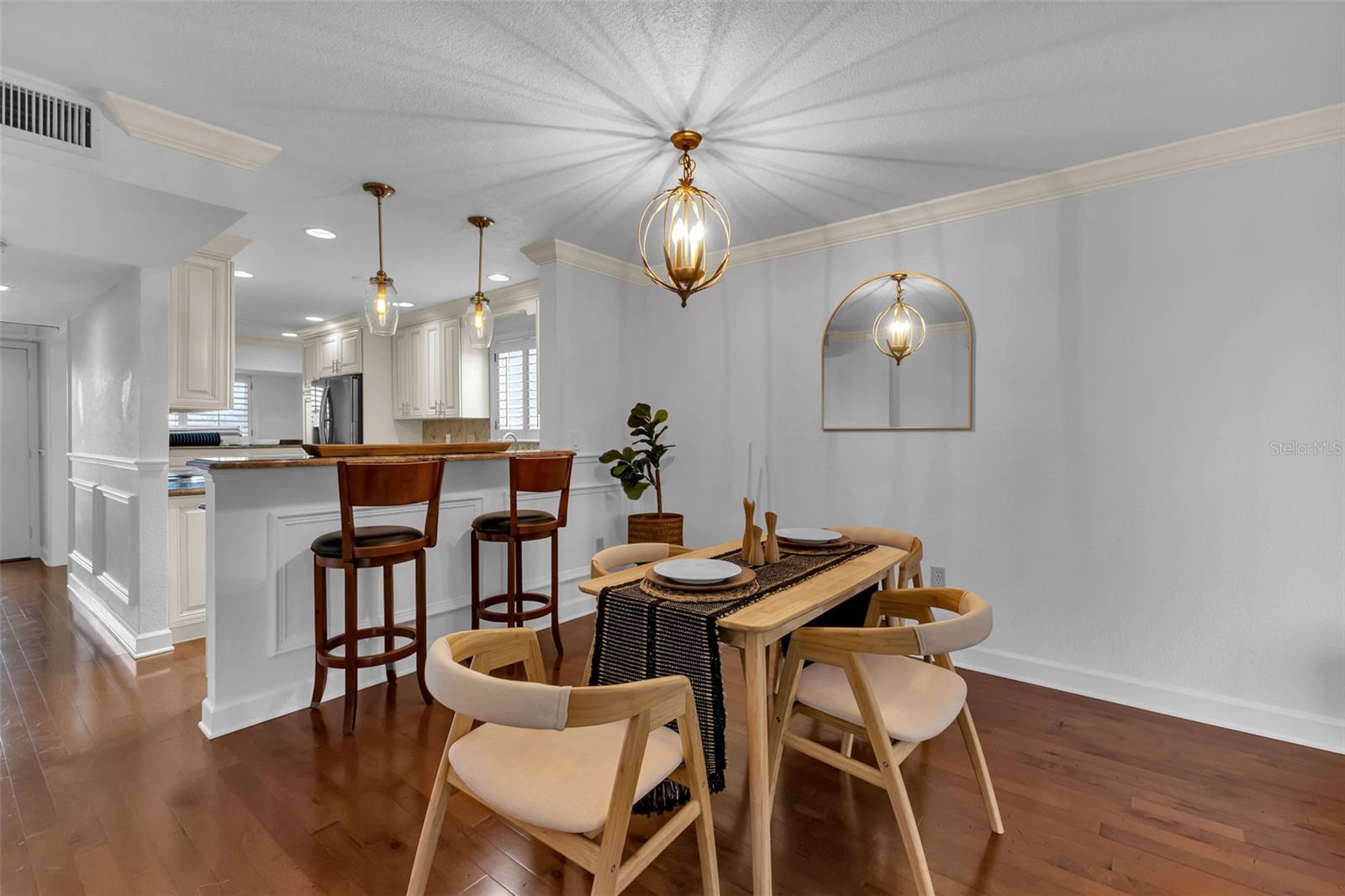 53 W BAY HEIGHTS AVE #307