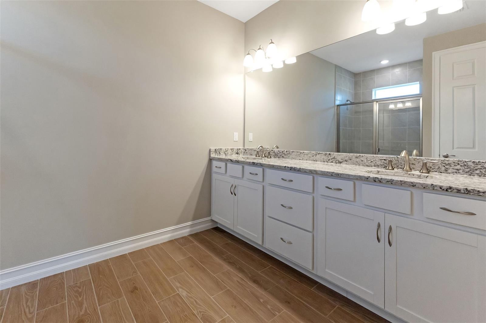 25186 ROSAMOND CT