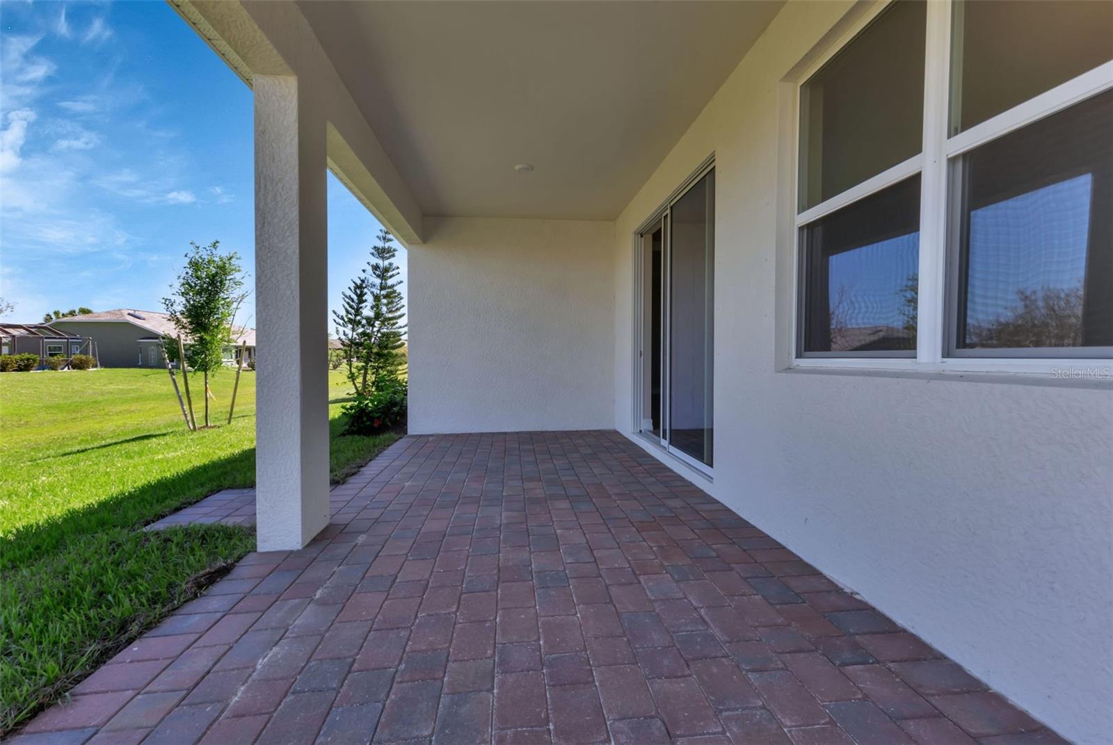 25186 ROSAMOND CT