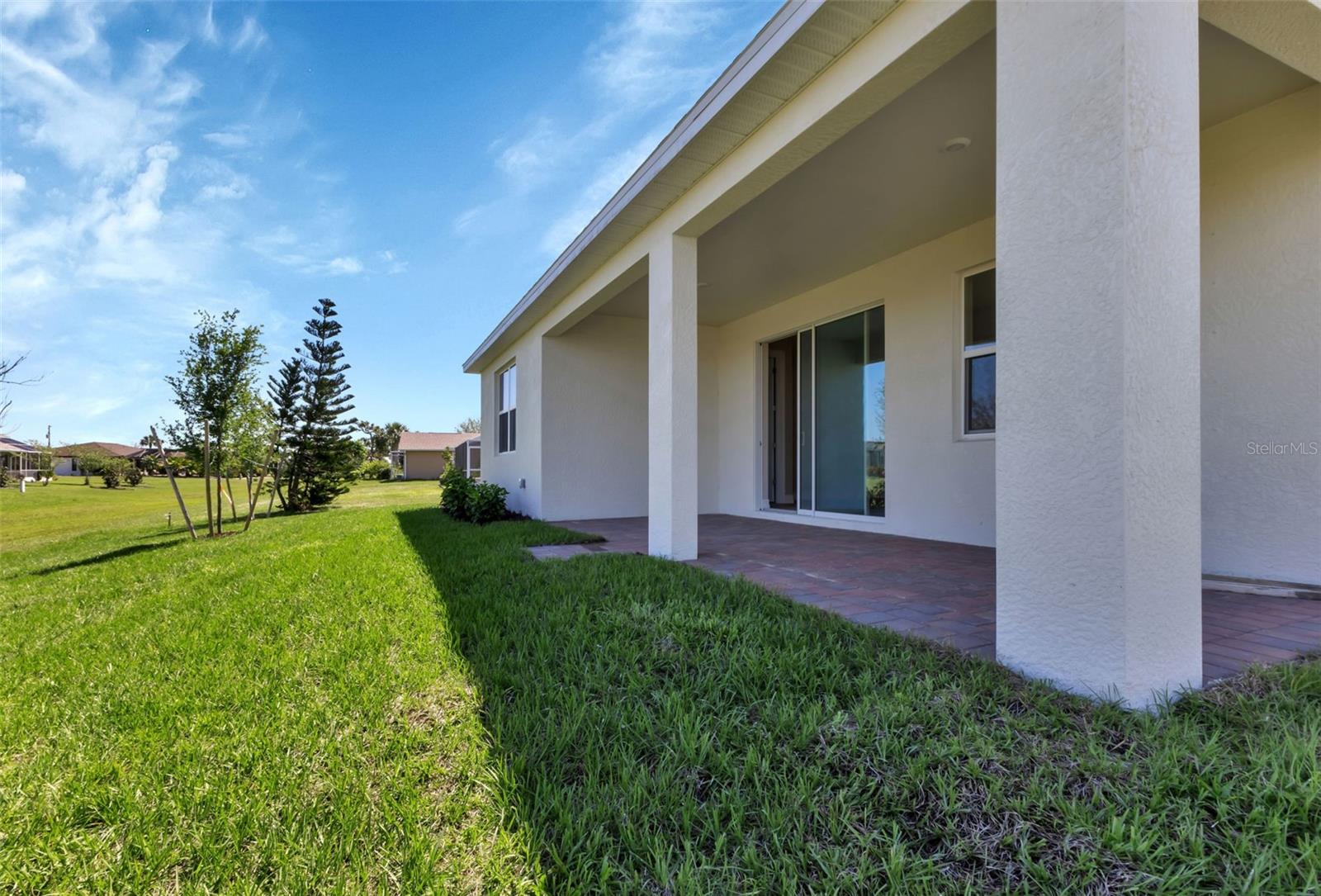 25186 ROSAMOND CT