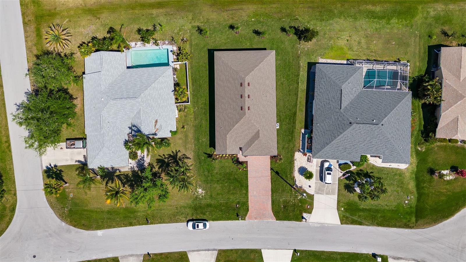 25186 ROSAMOND CT