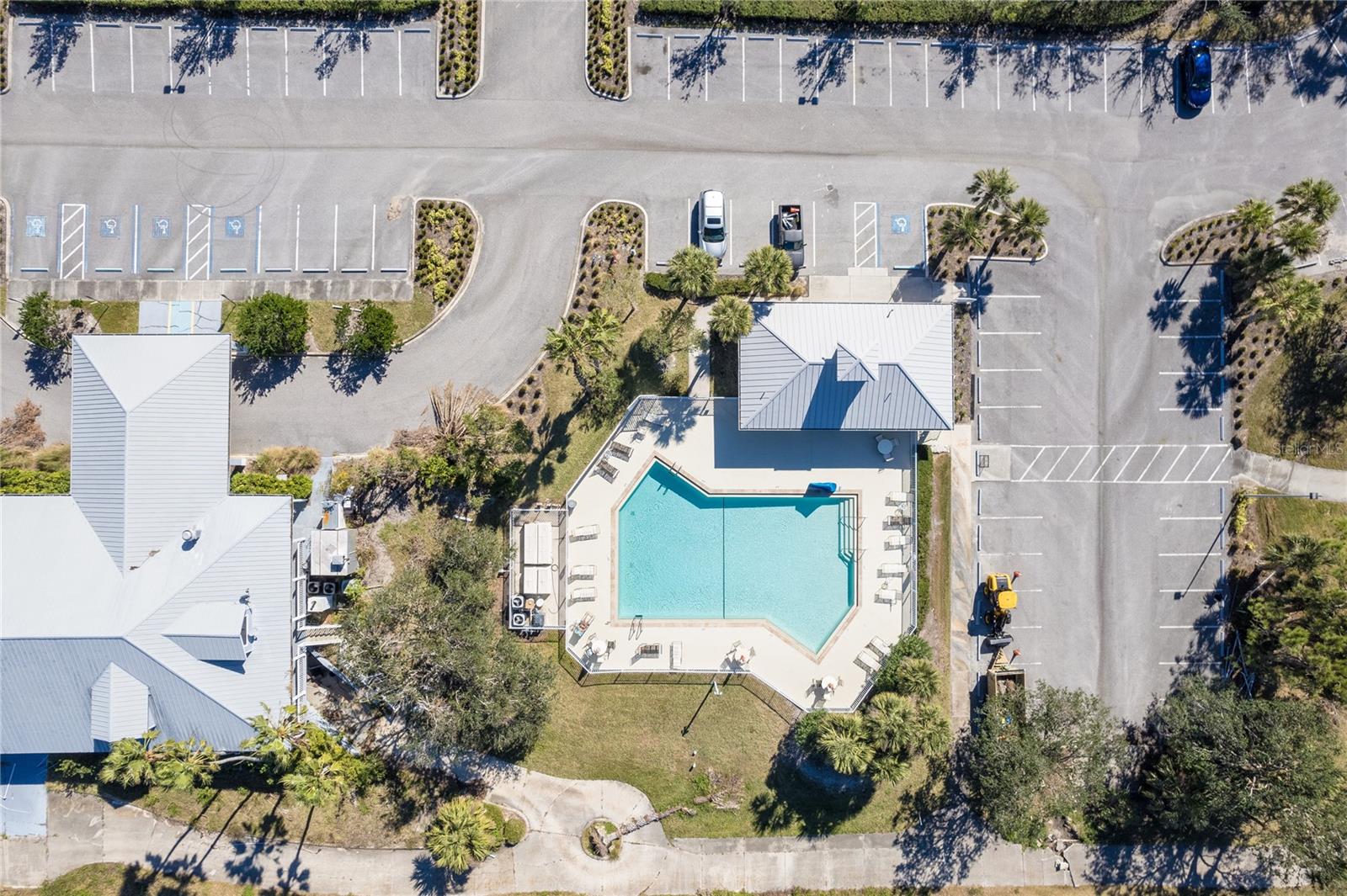 2142 SILVER PALM ROAD