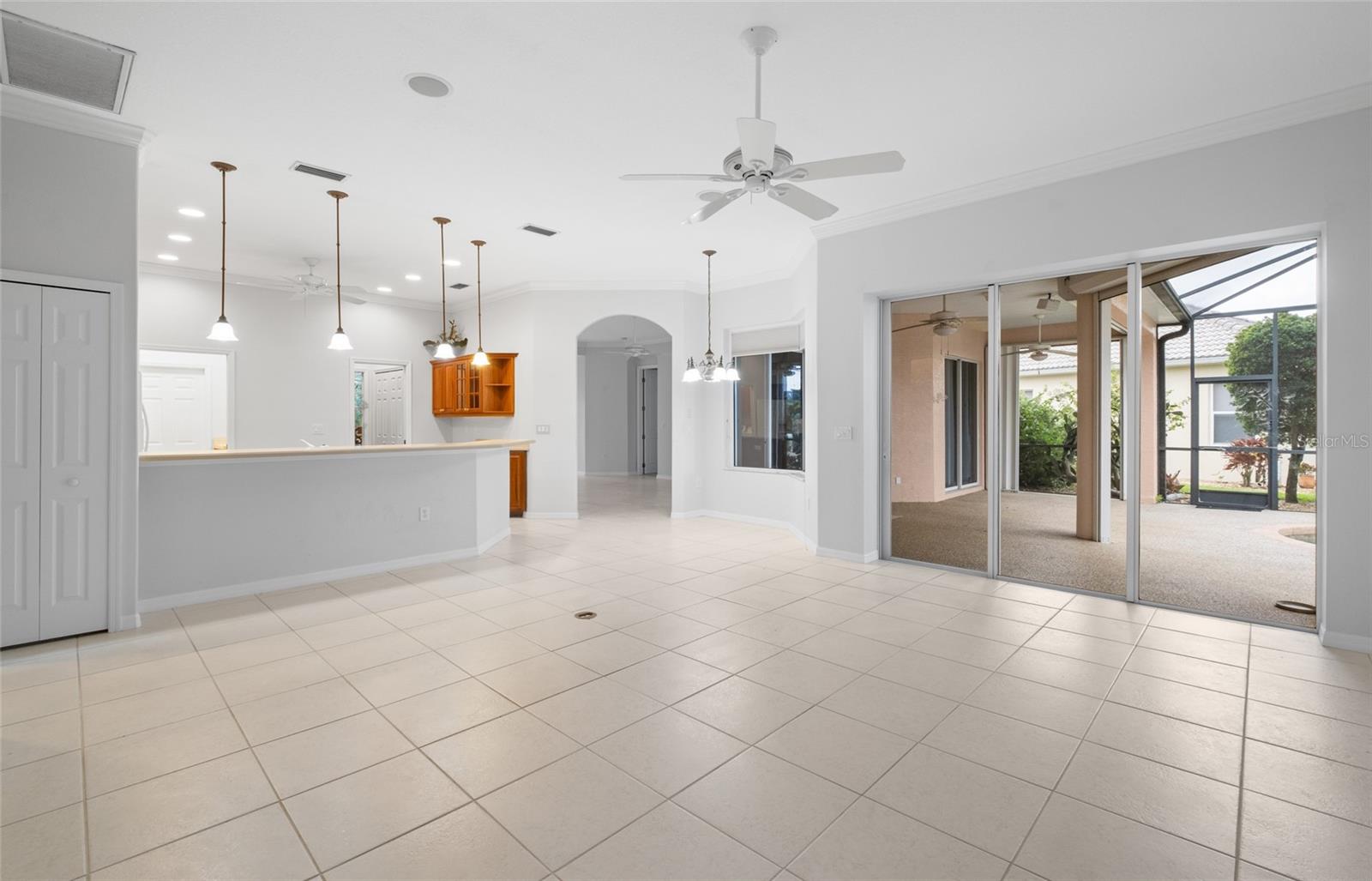 2142 SILVER PALM ROAD