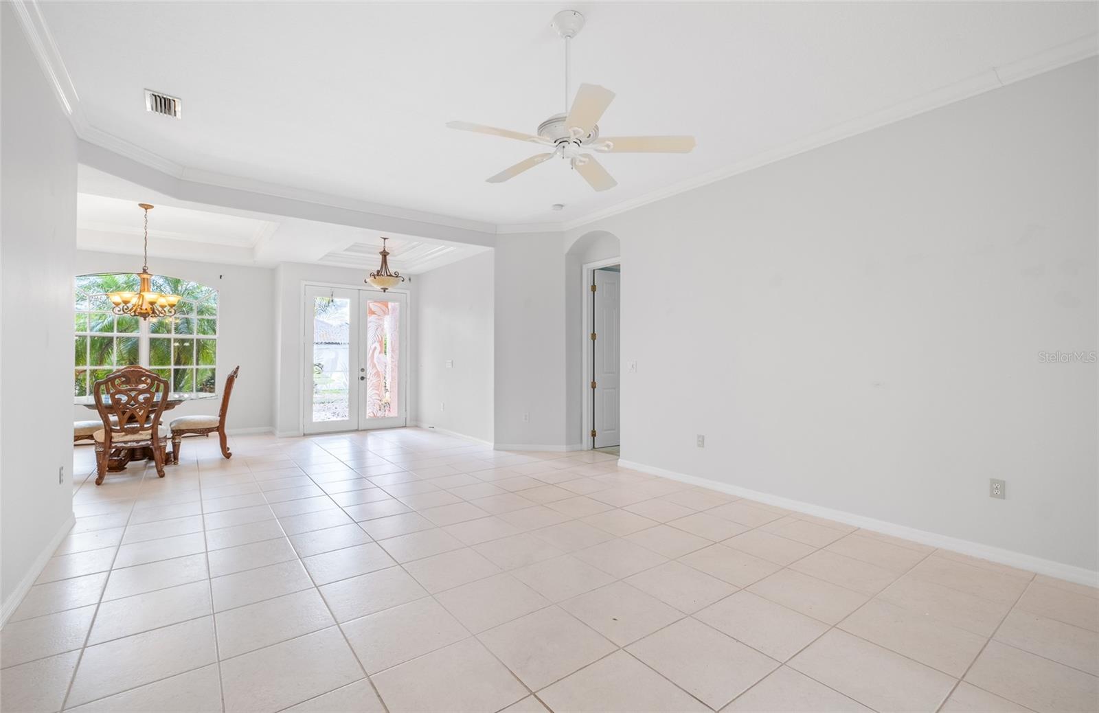 2142 SILVER PALM ROAD