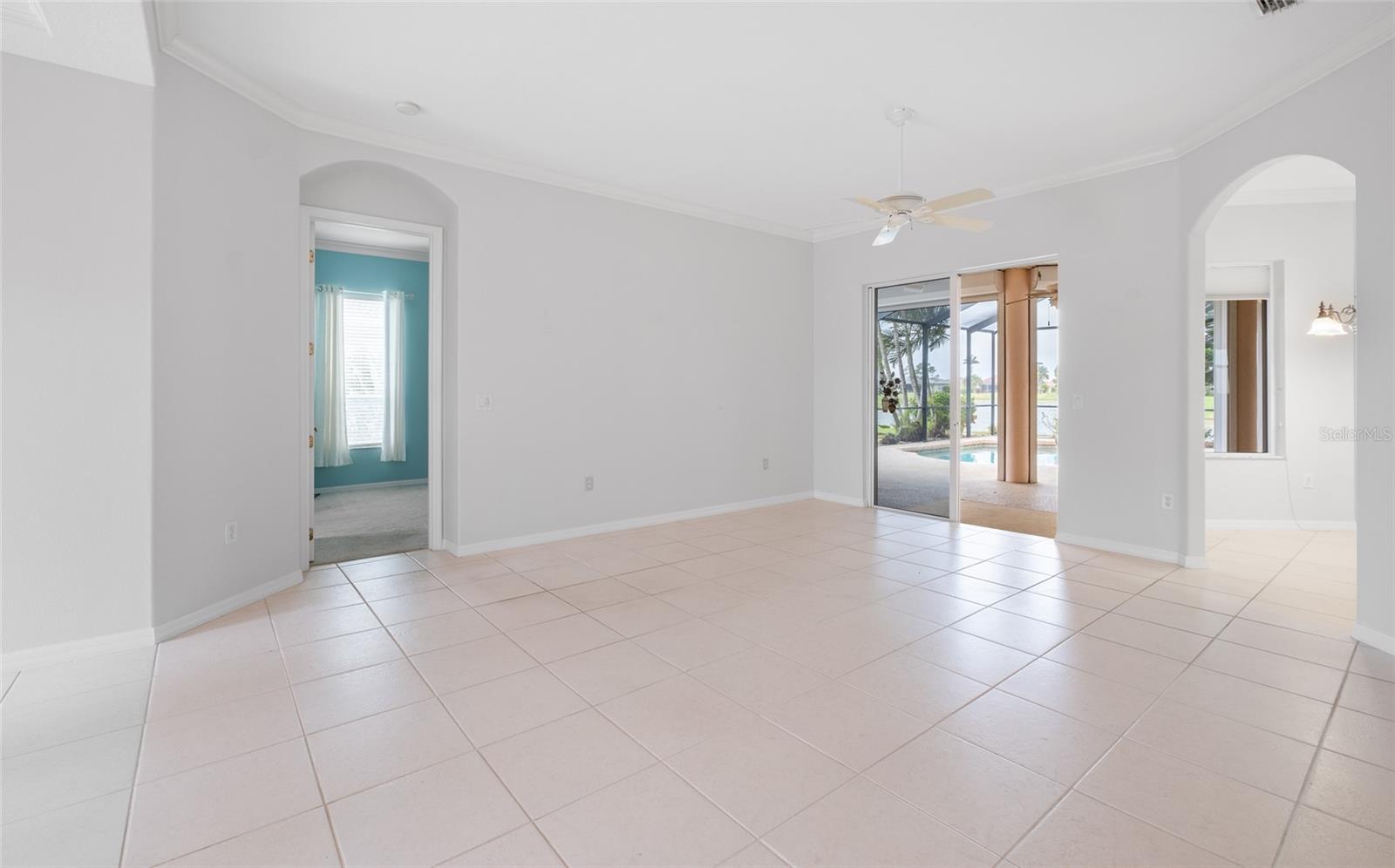 2142 SILVER PALM ROAD