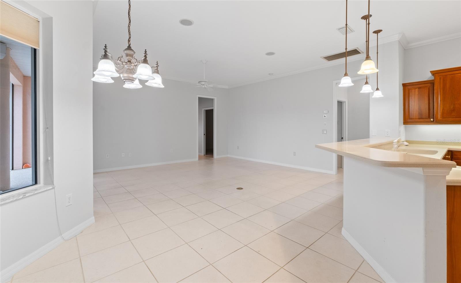 2142 SILVER PALM ROAD