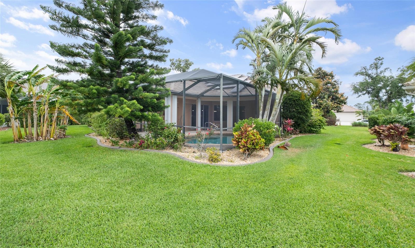 2142 SILVER PALM ROAD