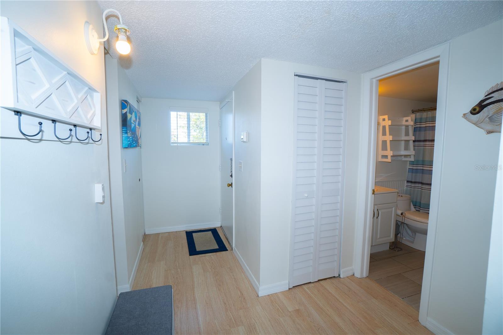 22375 EDGEWATER DR #123