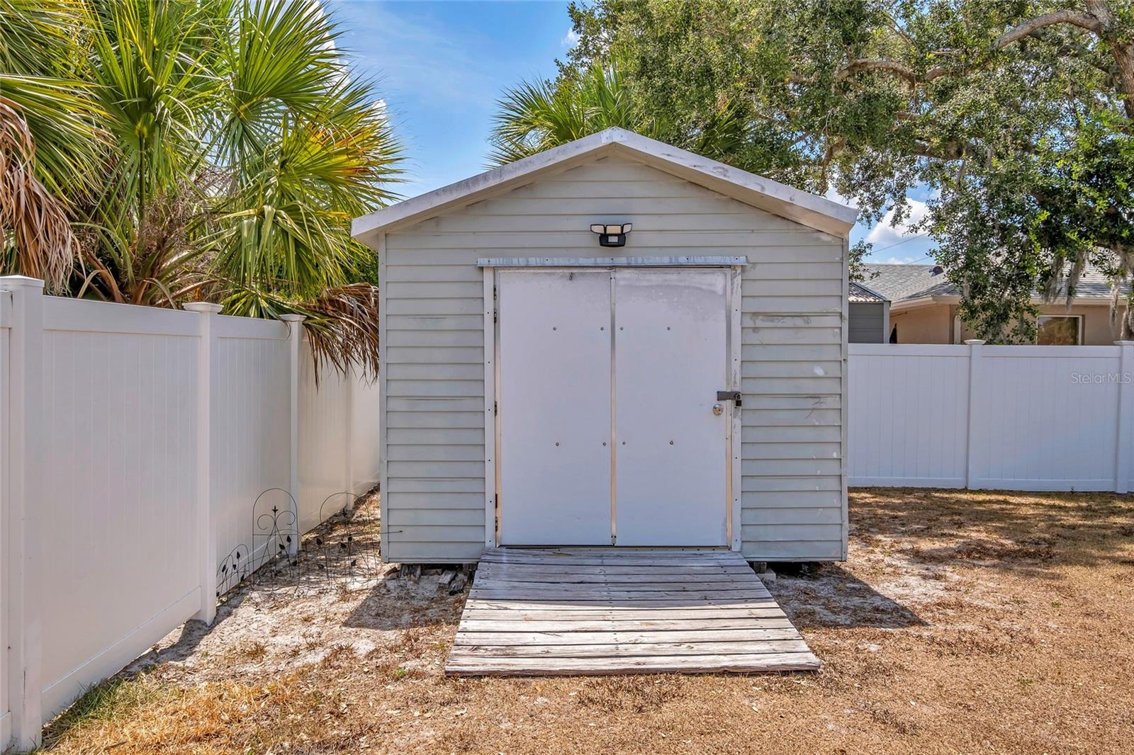 4366 MADDOCK CIR