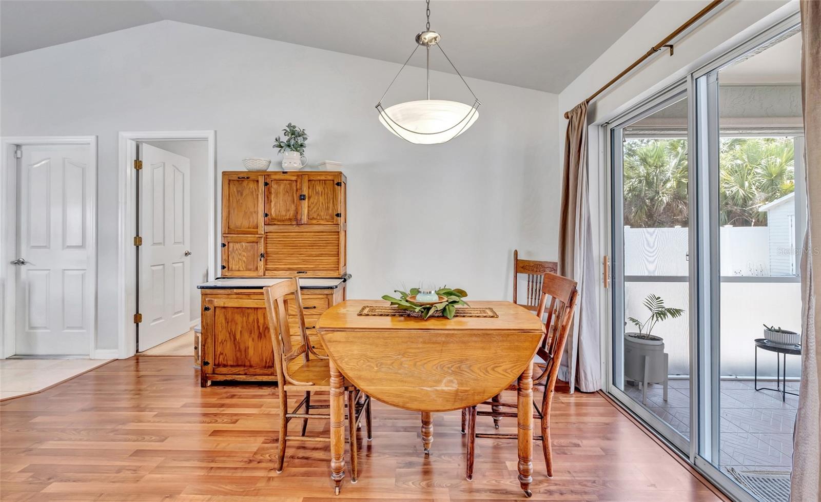 4366 MADDOCK CIR