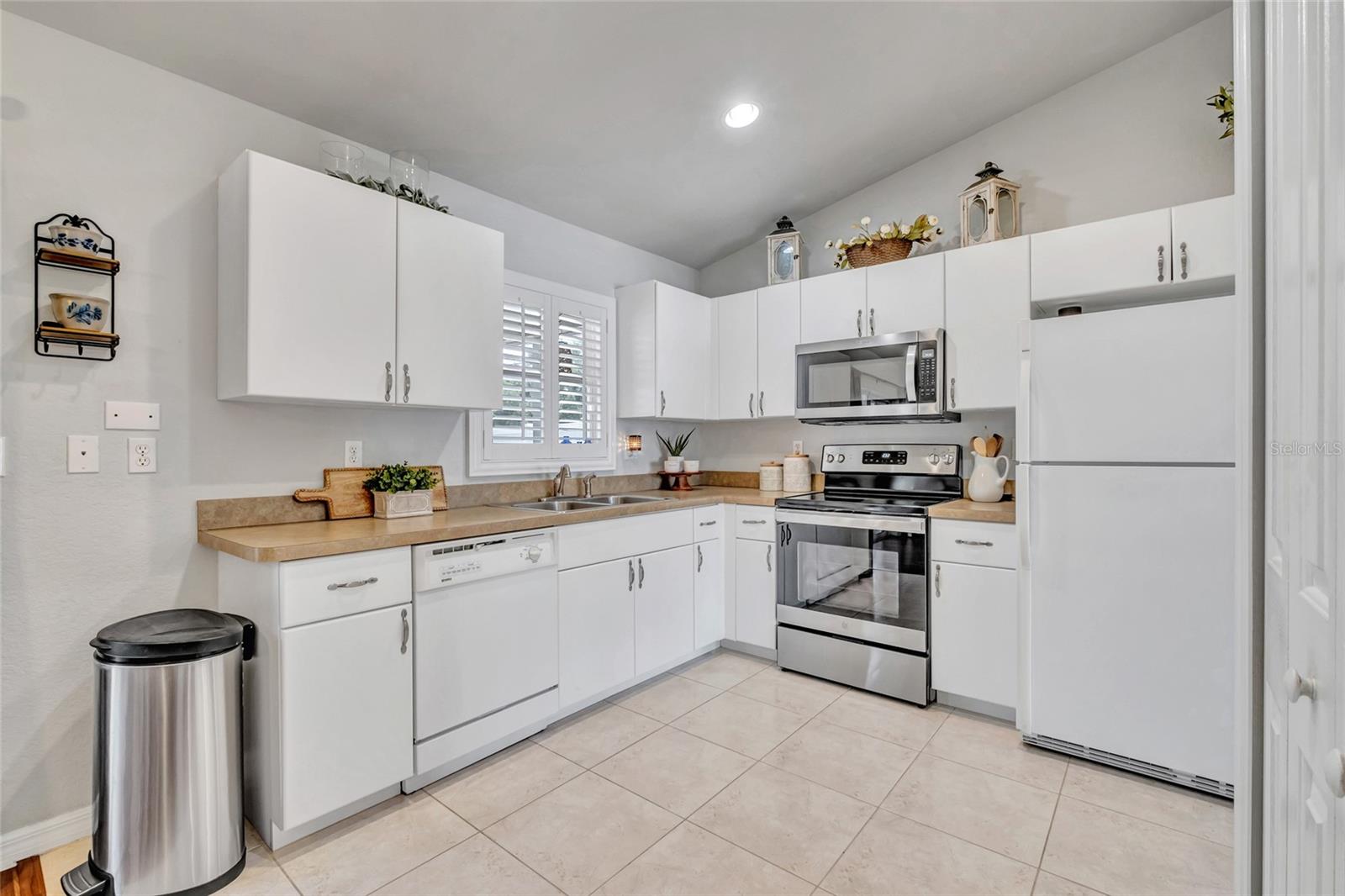4366 MADDOCK CIR