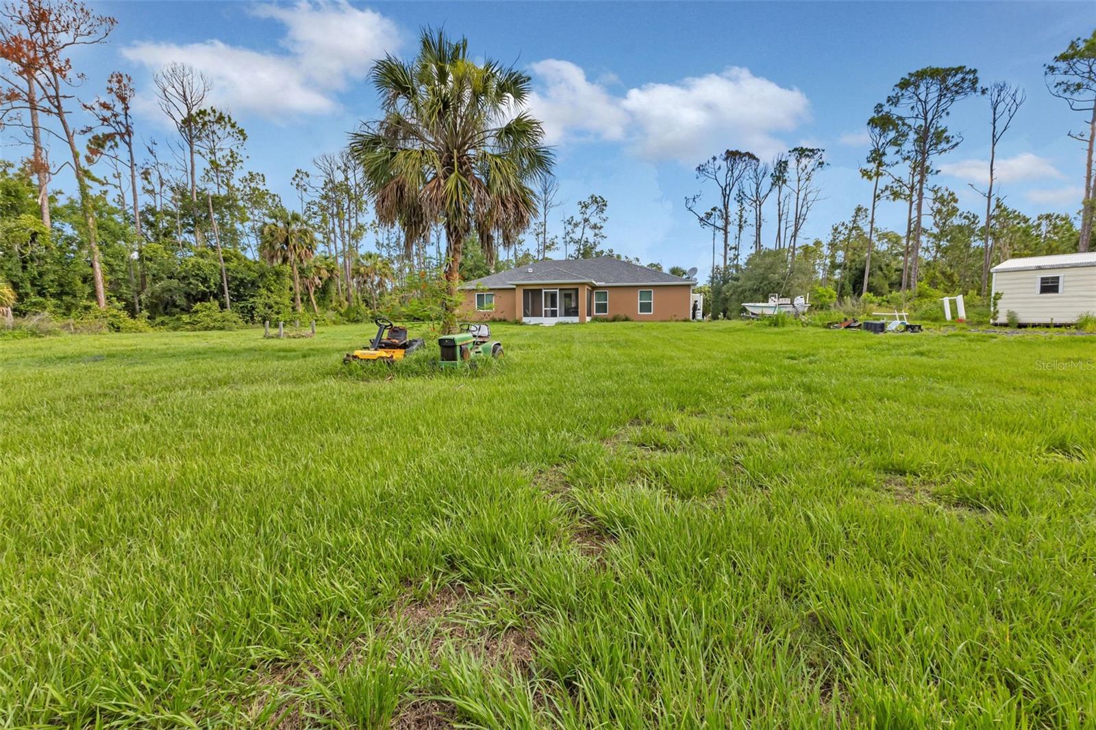 2149 TROPICAIRE BLVD