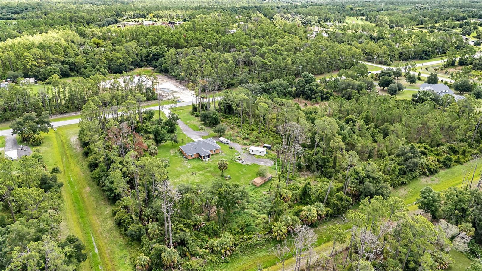 2149 TROPICAIRE BLVD