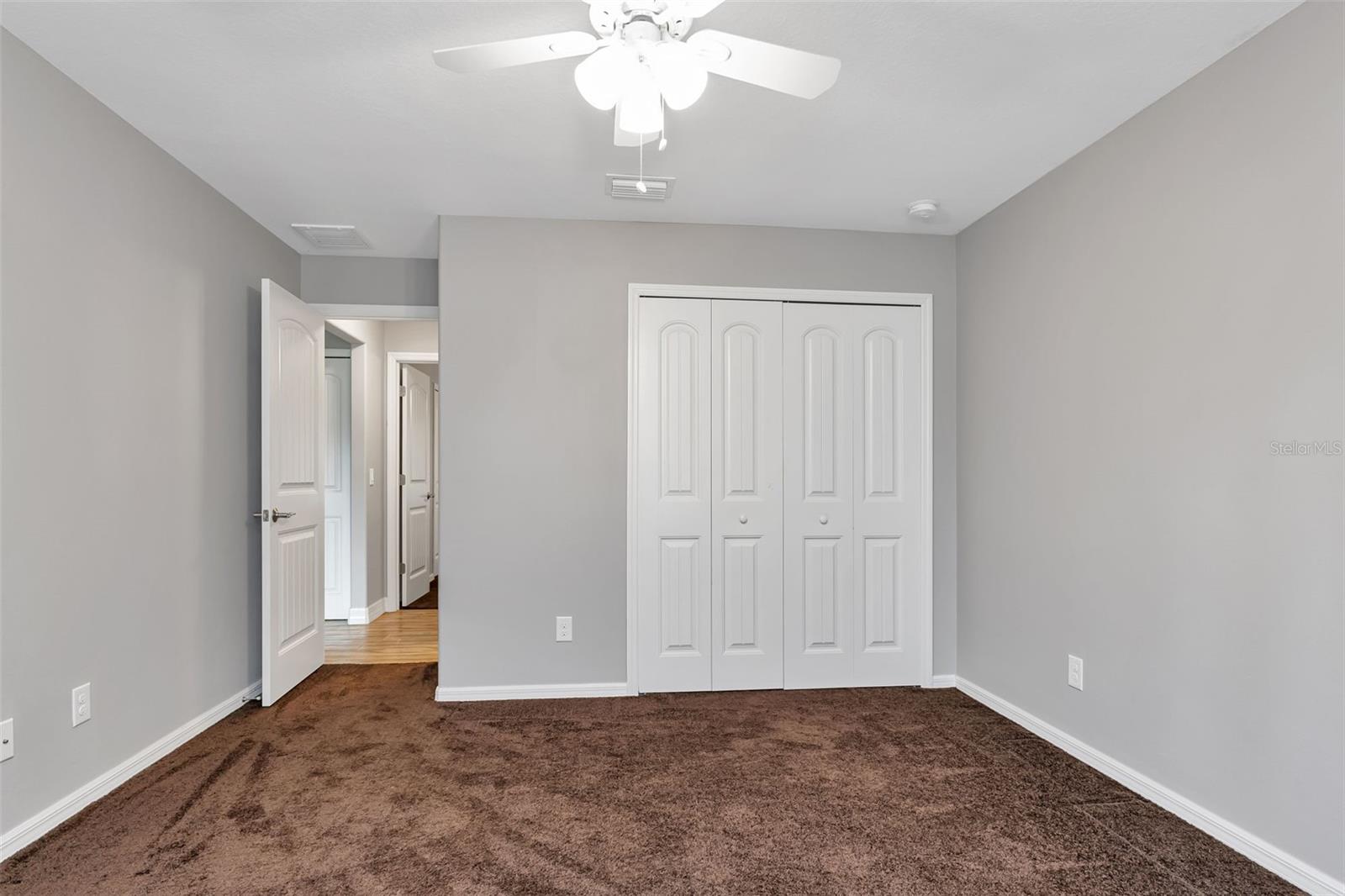 2149 TROPICAIRE BLVD