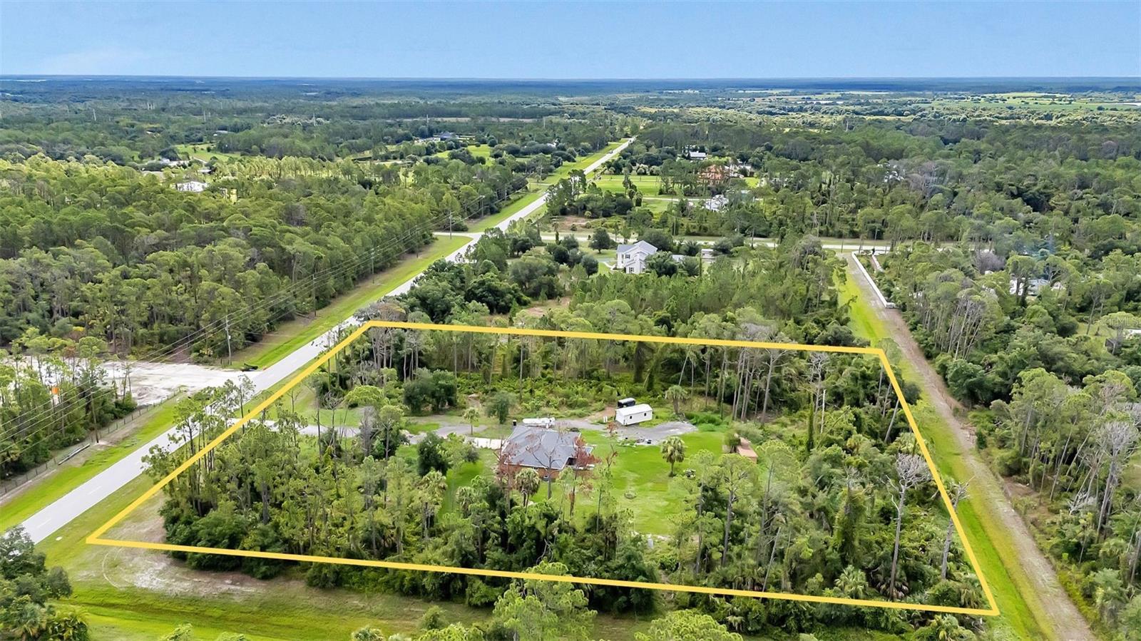 2149 TROPICAIRE BLVD