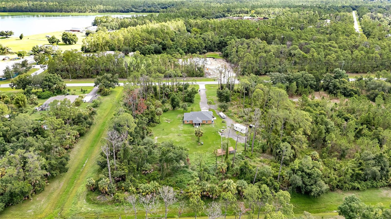 2149 TROPICAIRE BLVD