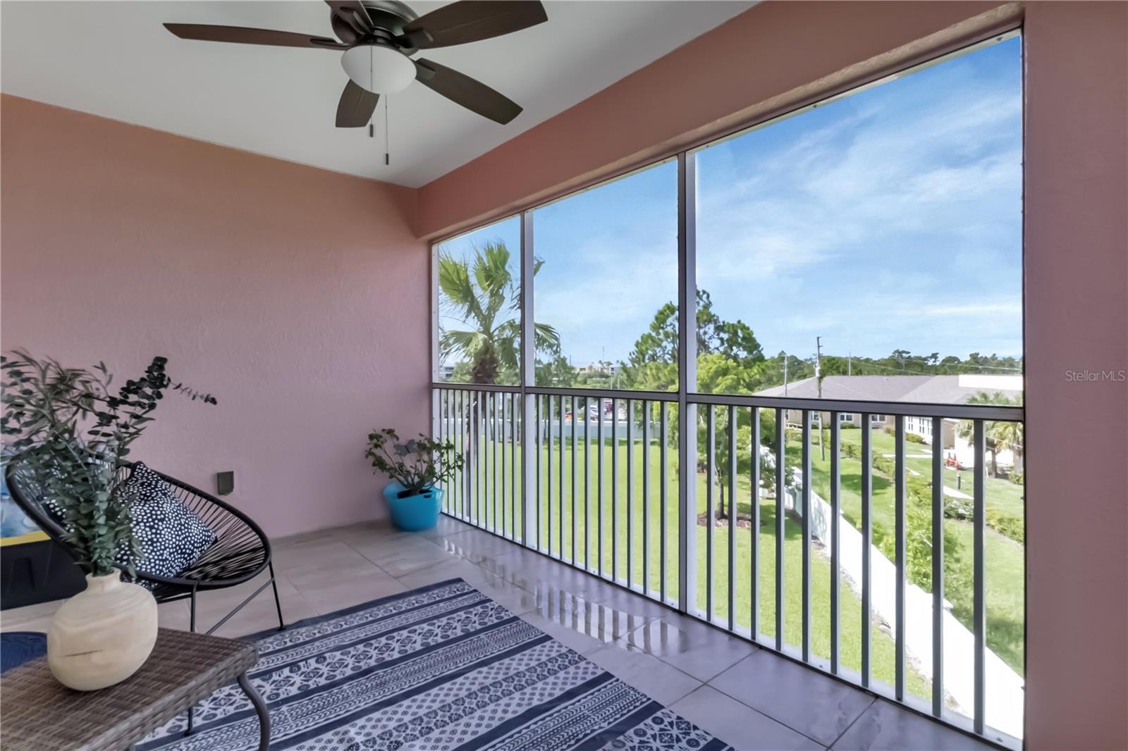 2061 WILLOW HAMMOCK CIR #308