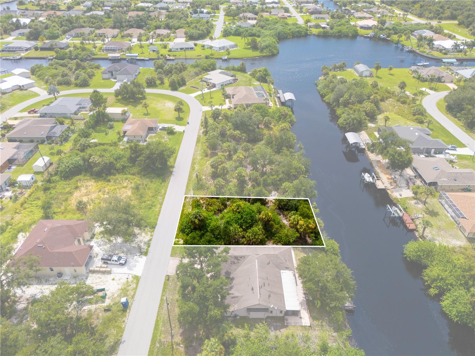 17348 GULFSPRAY CIR