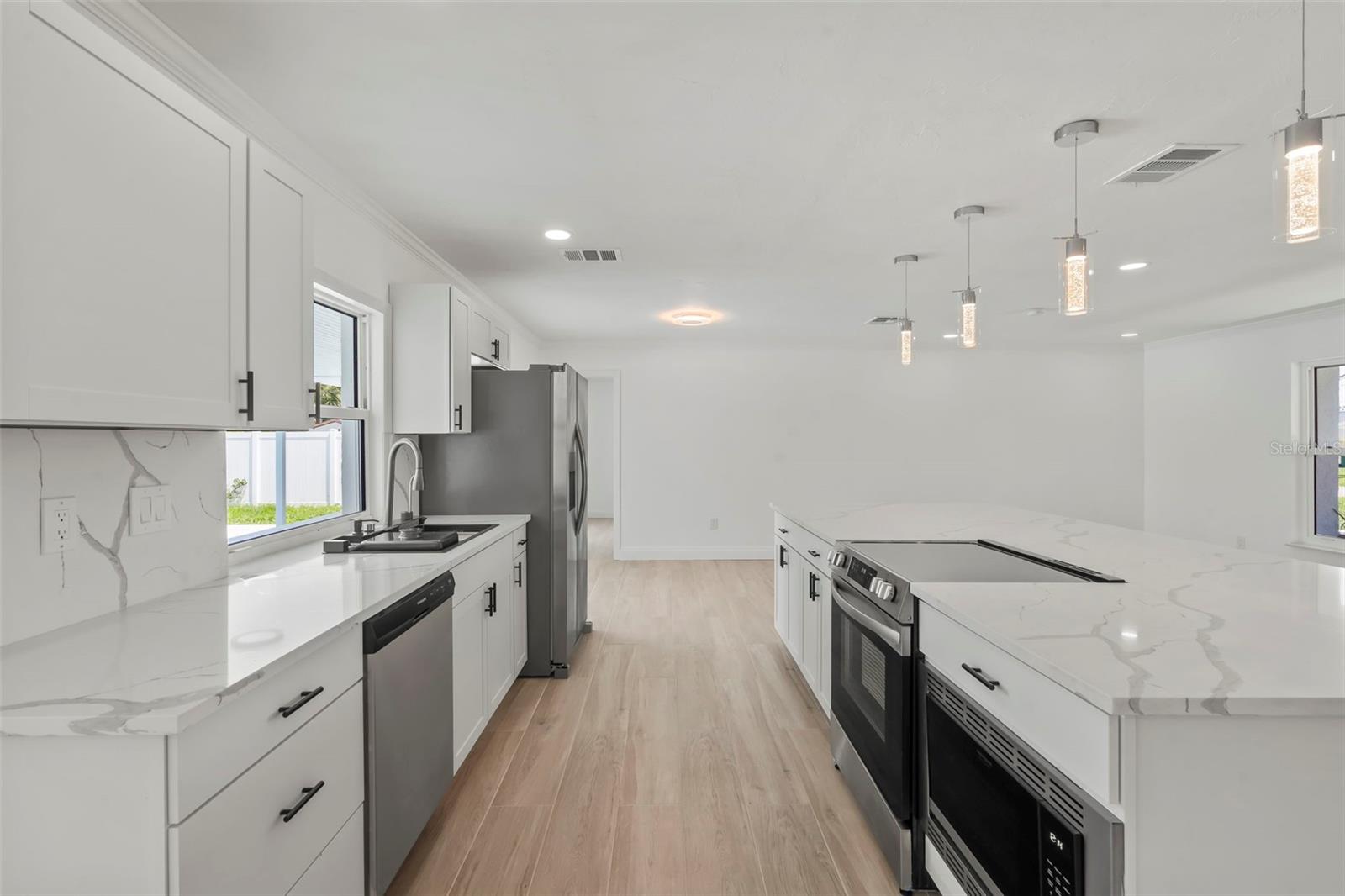 234 SEMINOLE BLVD NW