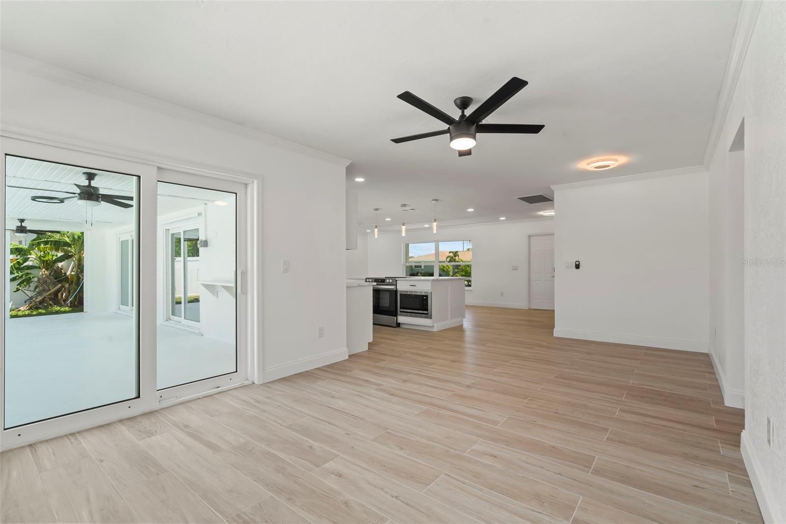234 SEMINOLE BLVD NW