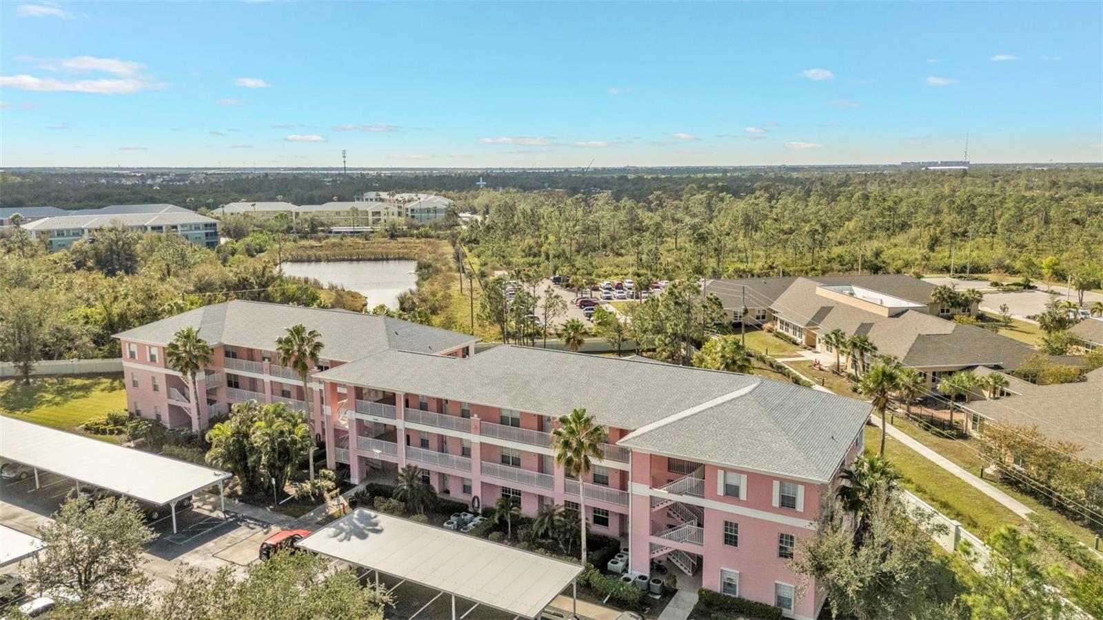 2061 WILLOW HAMMOCK CIR #204