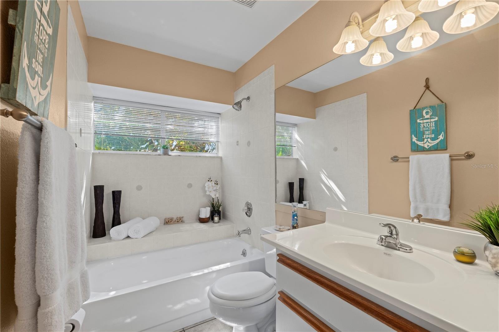 154 CATAMARACA CT