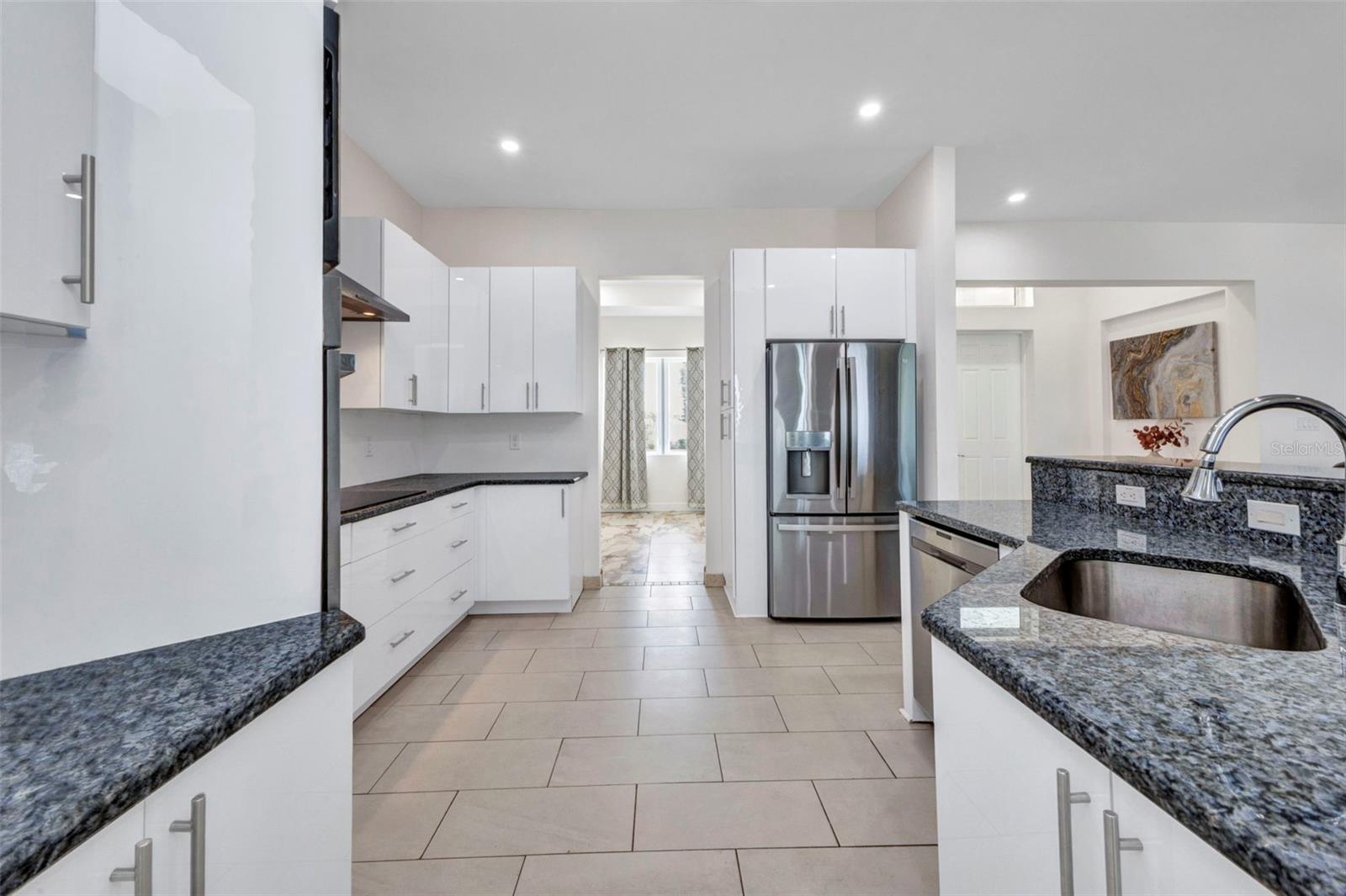 4213 GARDNER DR
