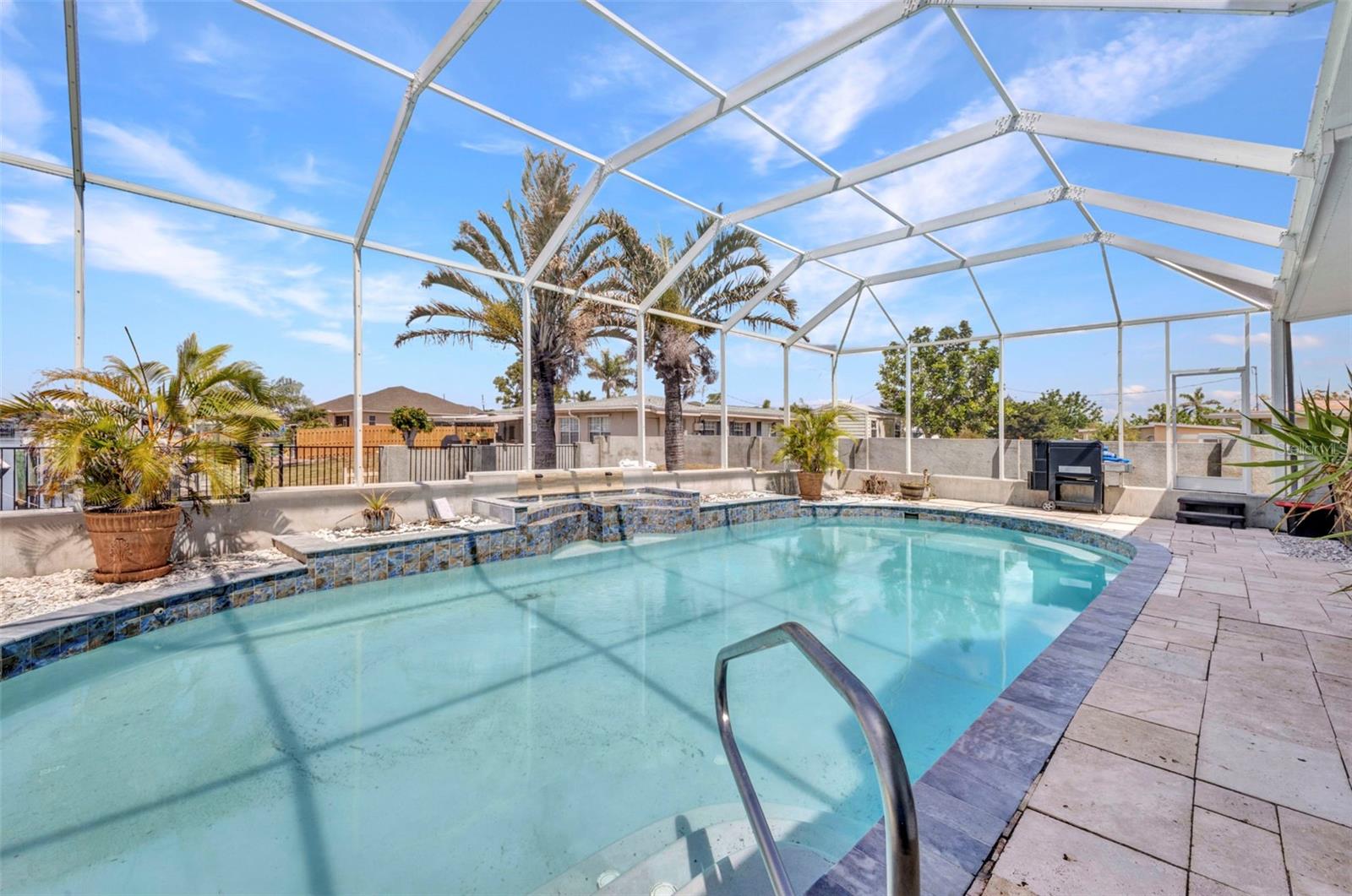 4213 GARDNER DR