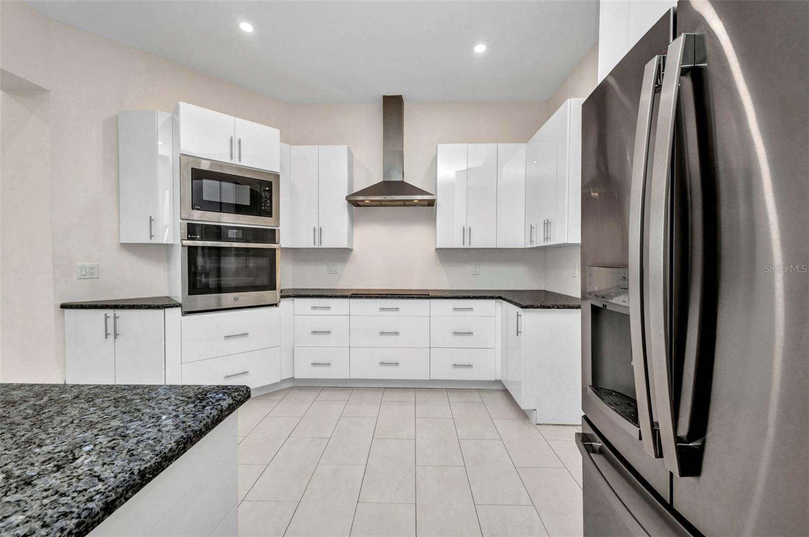 4213 GARDNER DR