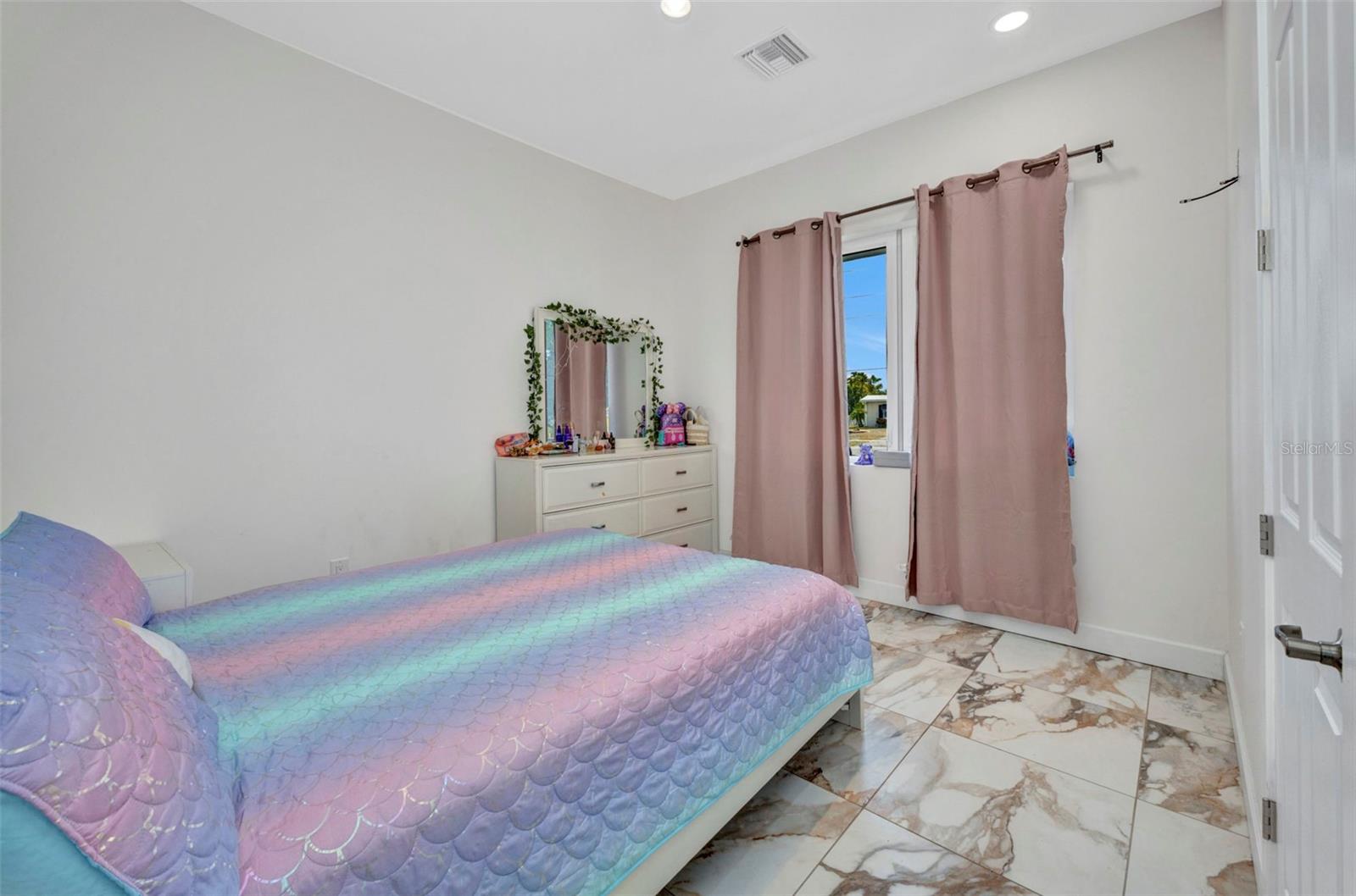 4213 GARDNER DR
