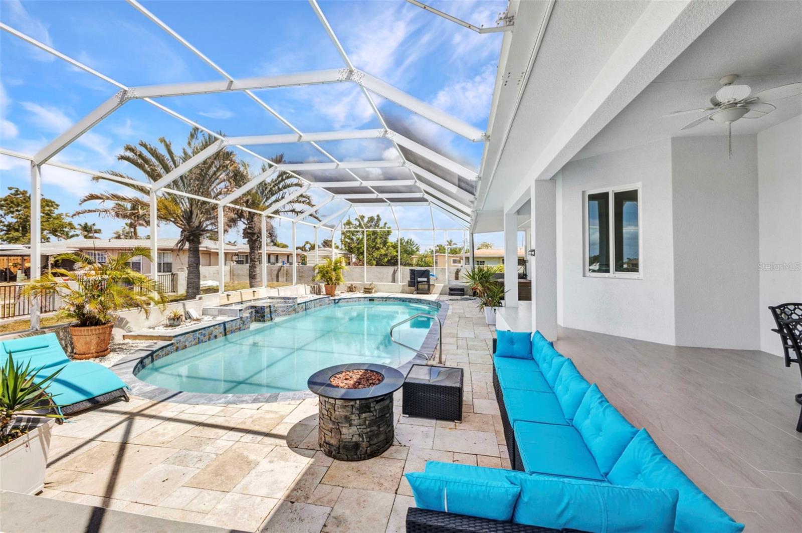 4213 GARDNER DR
