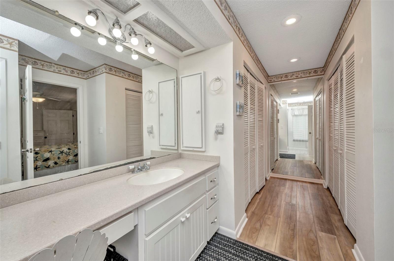 20355 MOUNT PROSPECT AVE