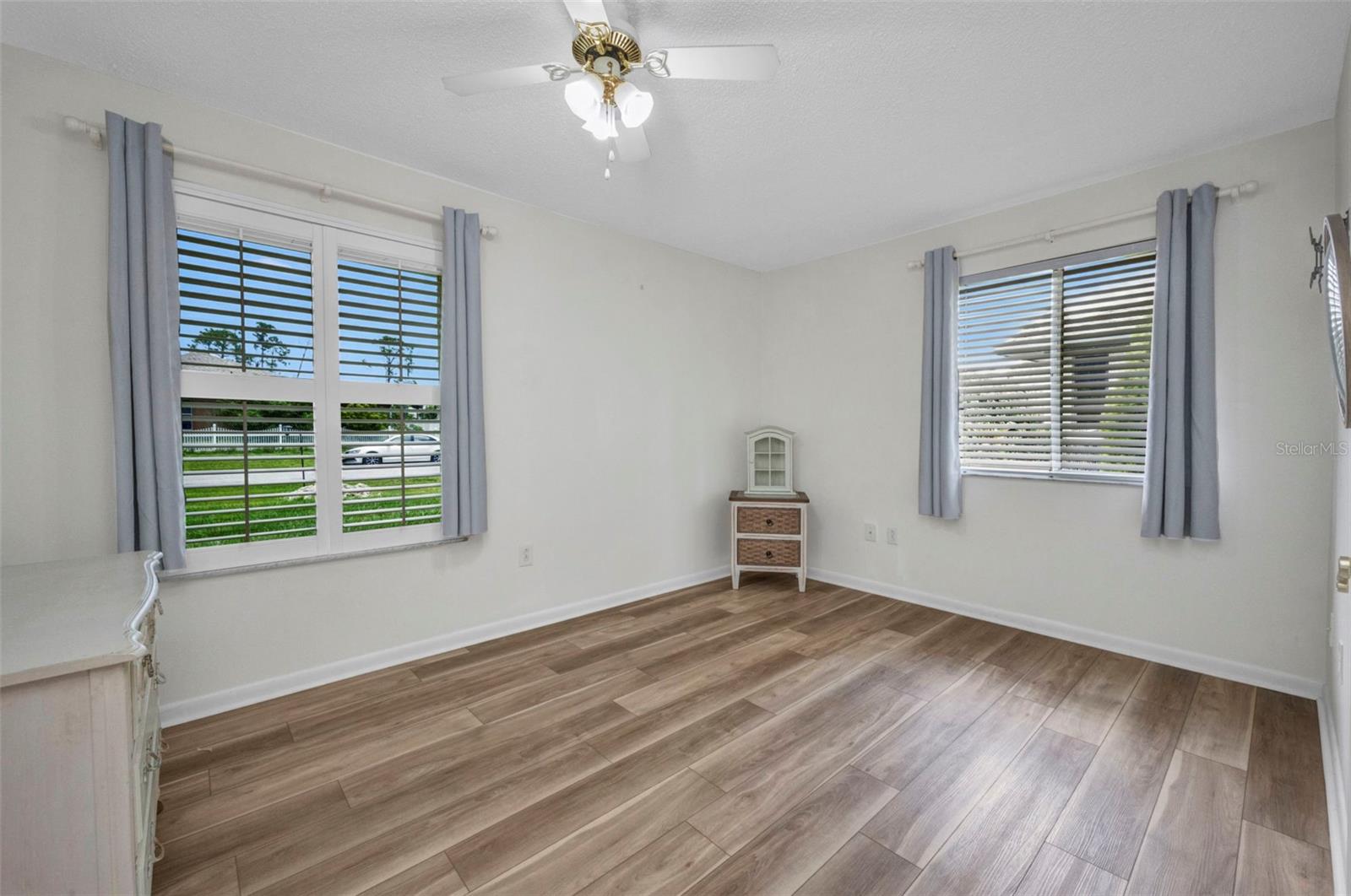 20355 MOUNT PROSPECT AVE