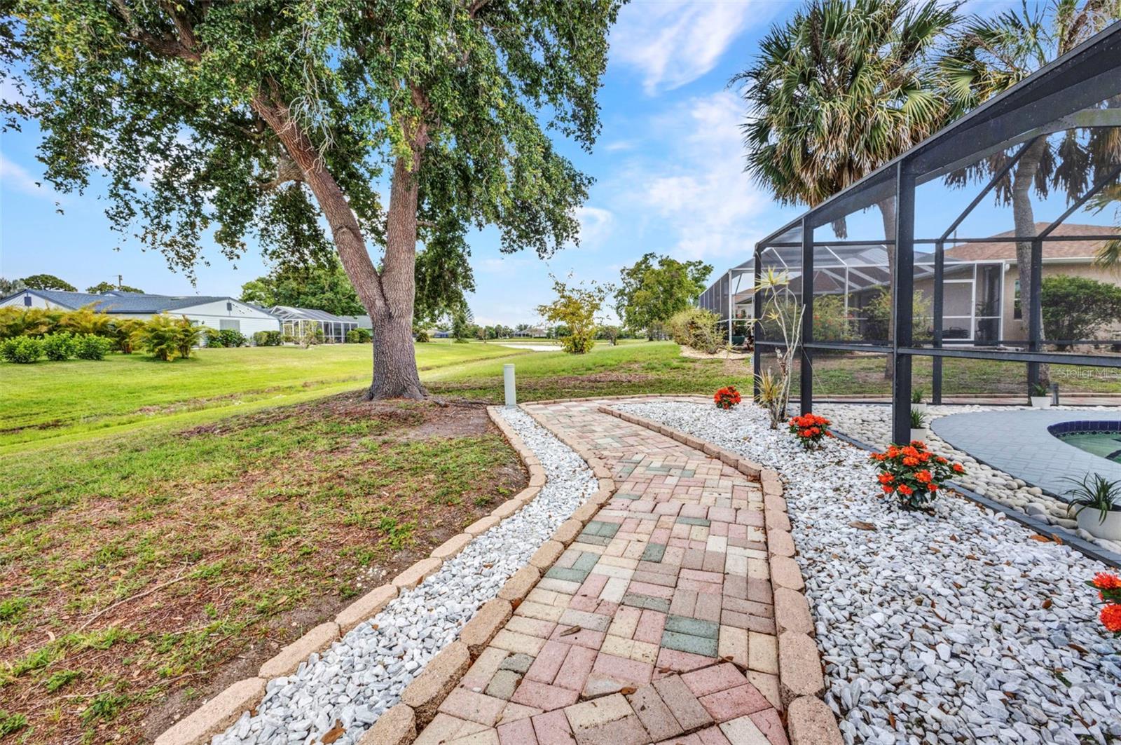 2442 RIO DE JANEIRO AVE