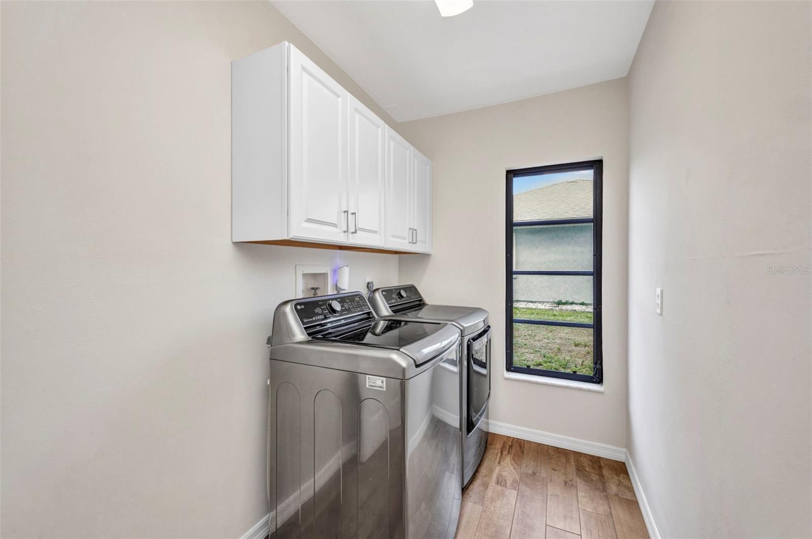 2442 RIO DE JANEIRO AVE