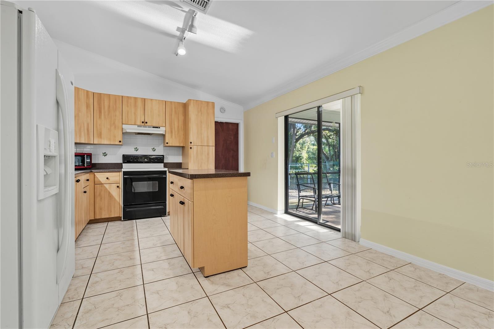 10 BALDUR DR