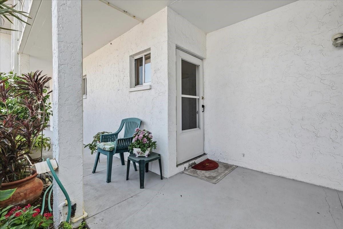 22375 EDGEWATER DR #120