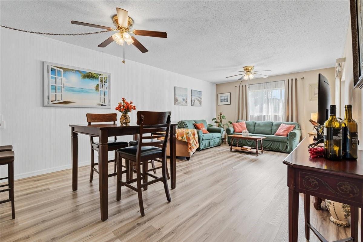 22375 EDGEWATER DR #120