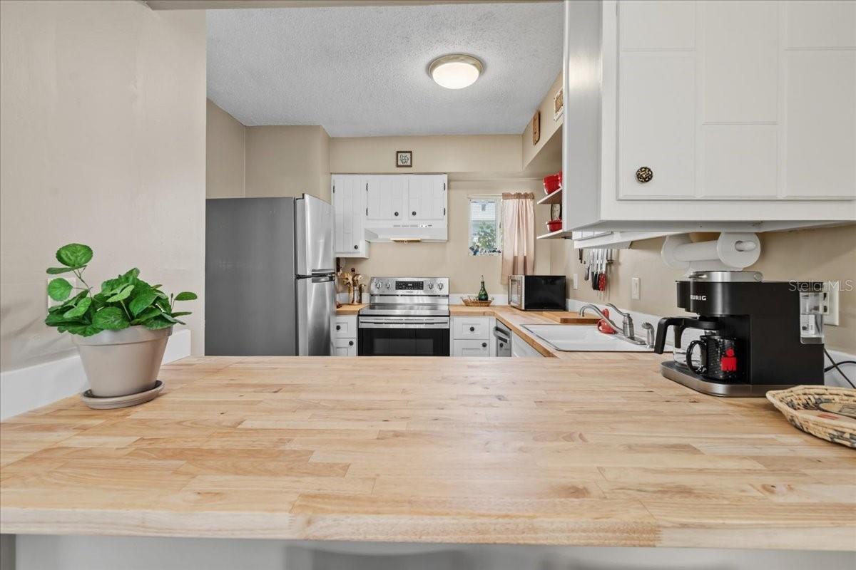 22375 EDGEWATER DR #120