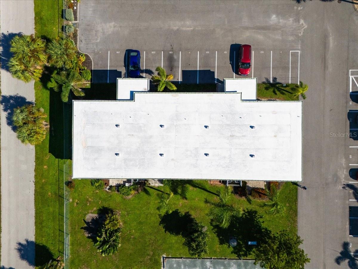 22375 EDGEWATER DR #120