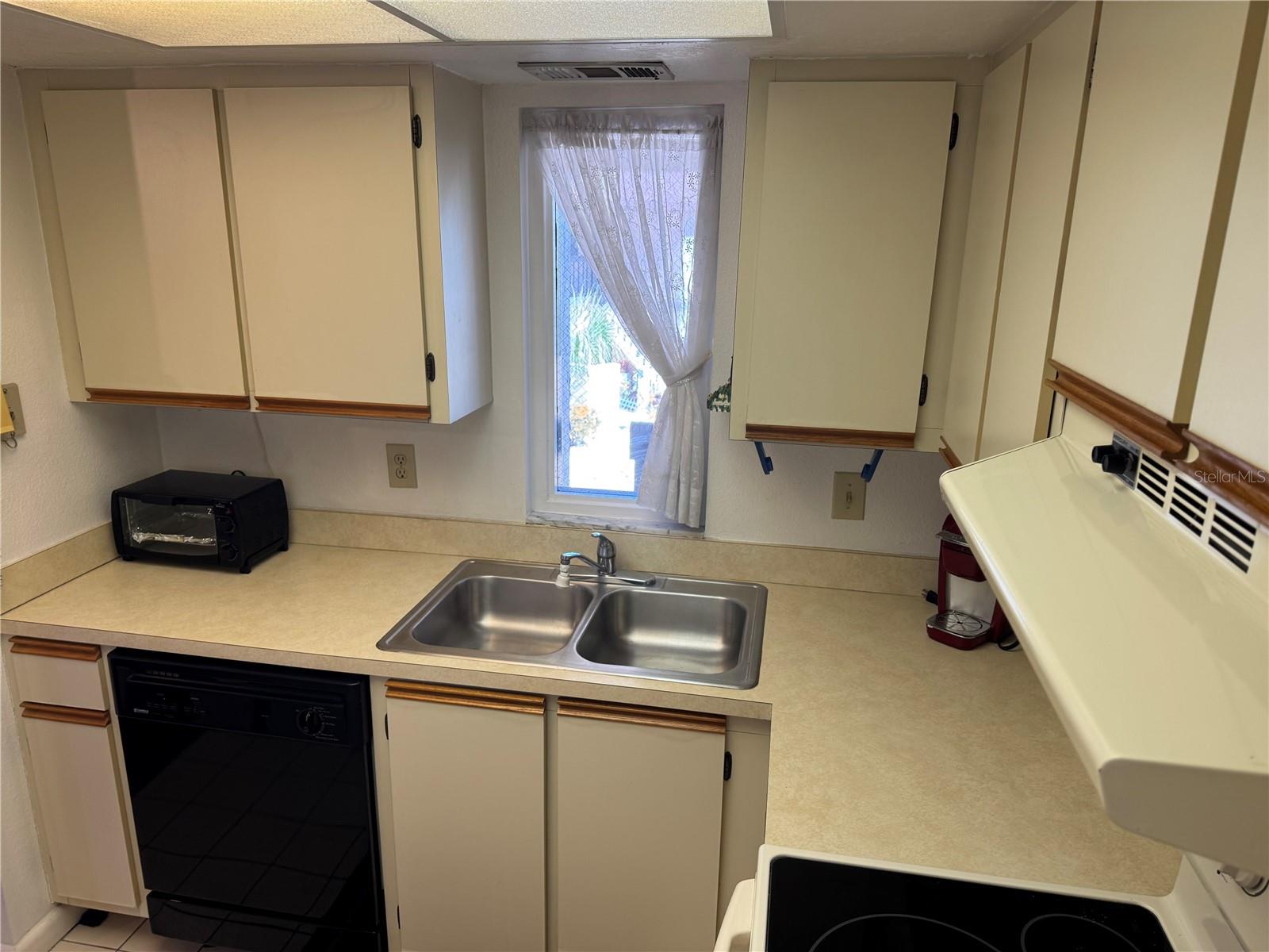 19505 QUESADA AVE #EE201