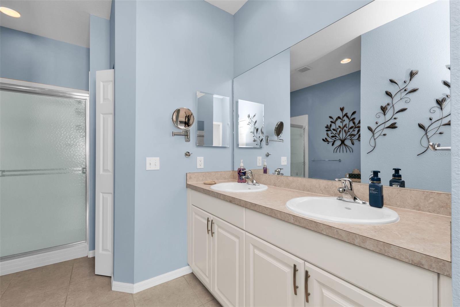 25538 HERITAGE LAKE BLVD